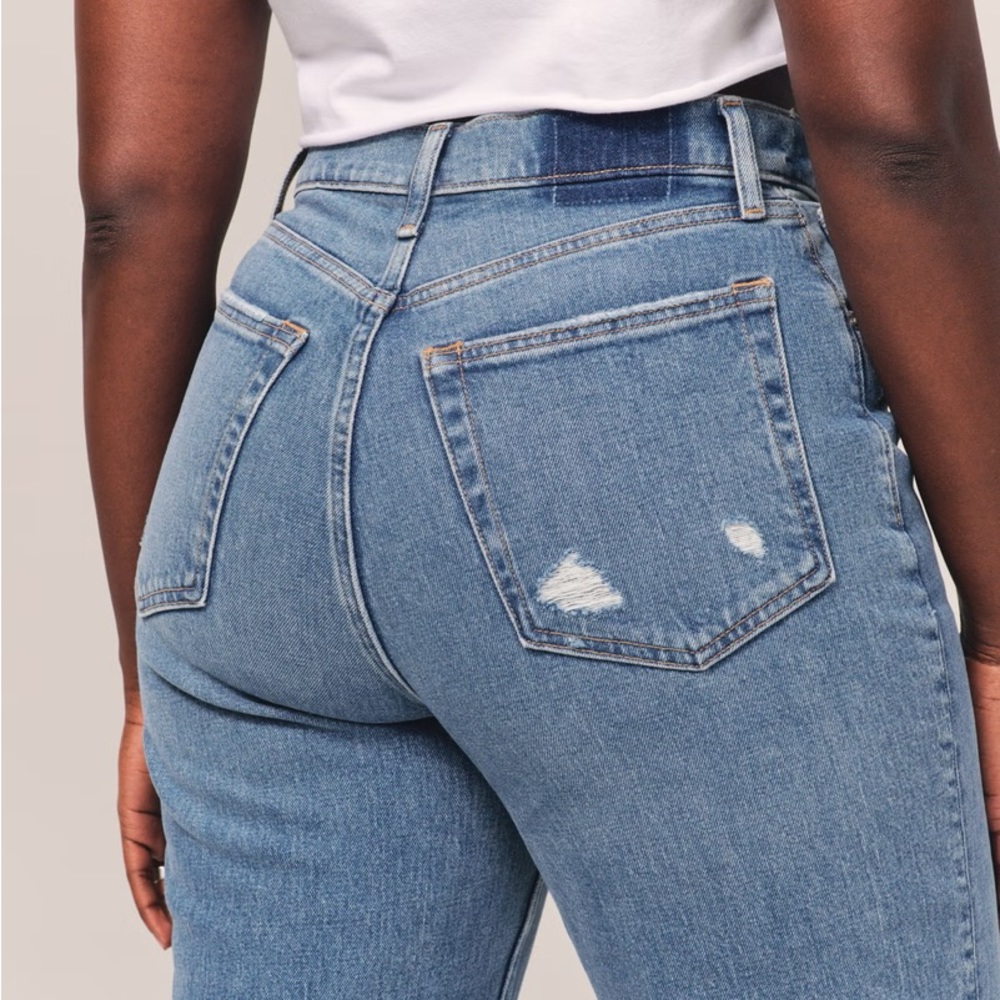 Nwt A&F Curve Love Ultra High Rise 90s Straight Medium W.Criss-Cross Waist Sz 0